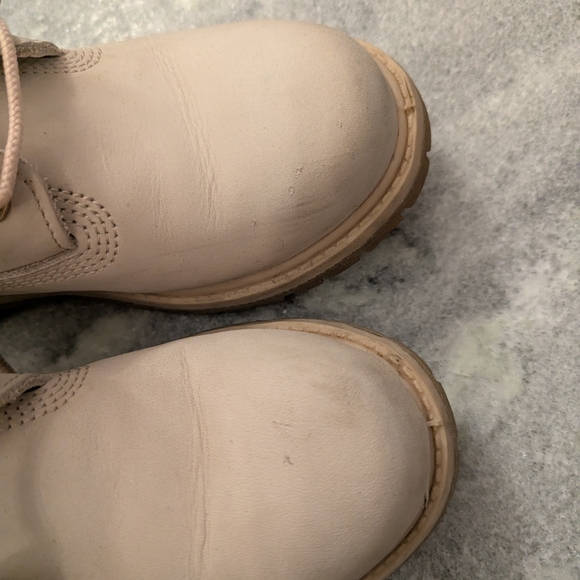Women's Beige Timberland Boots - Picture 9 of 11